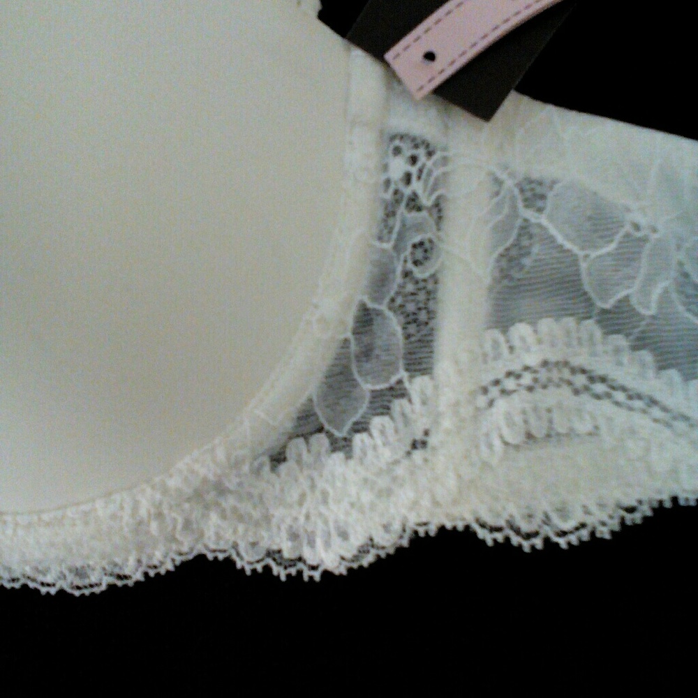 NWT Authentic SIMONE PERELE French Lingerie - Picture 4 of 4